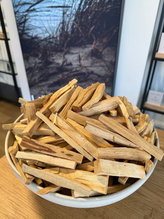 Palo Santo Ritual Sticks | 12 Sticks