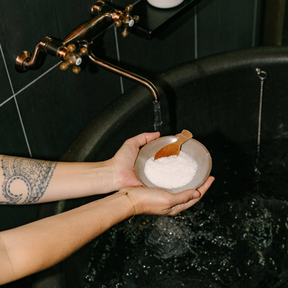 Palo Santo Bath Salt – Epsom & Mediterranean Sea Salt Blend (80g x 1 Pouch)